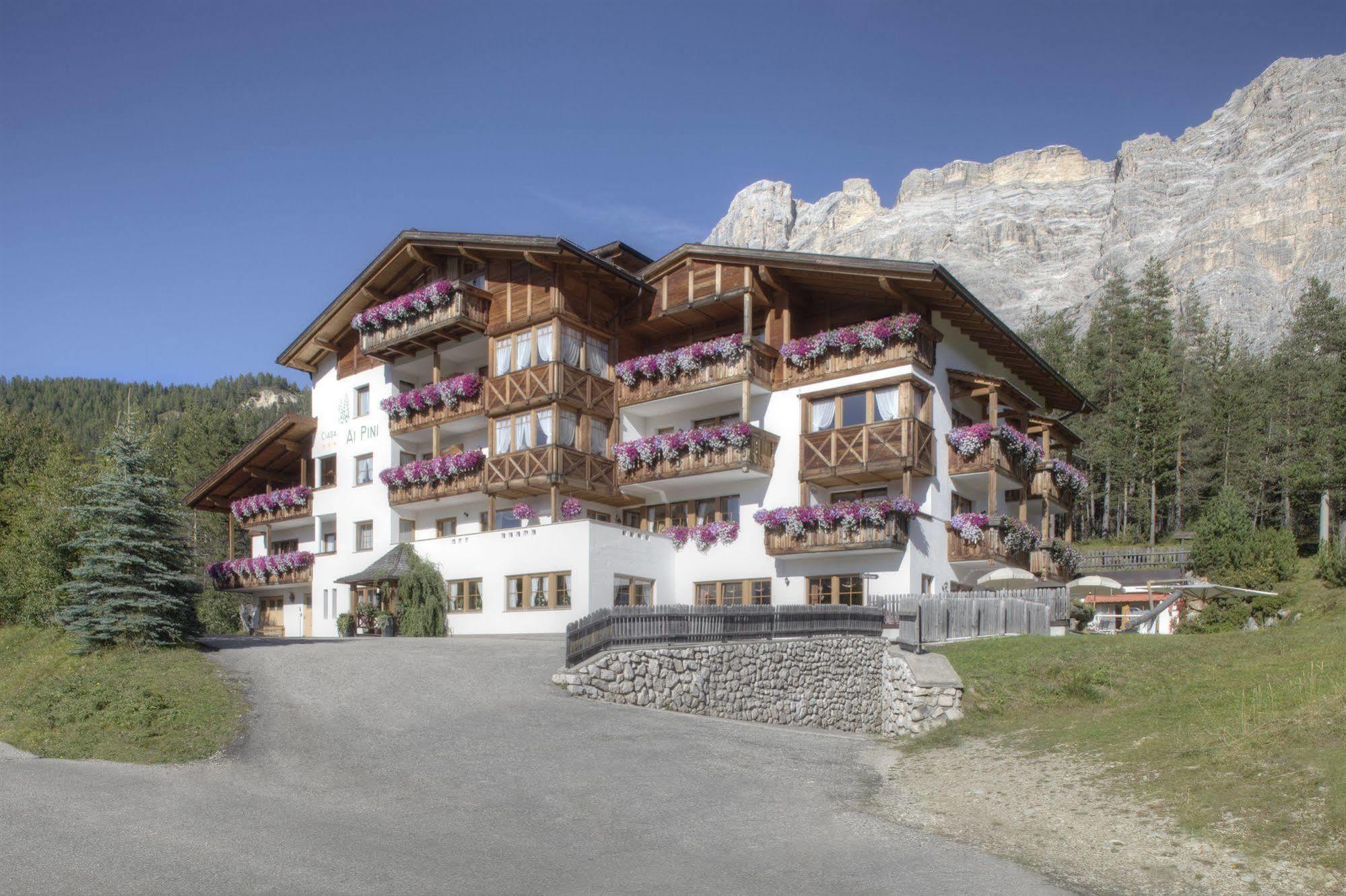 Hotel Ciasa Ai Pini San Cassiano  Exterior photo